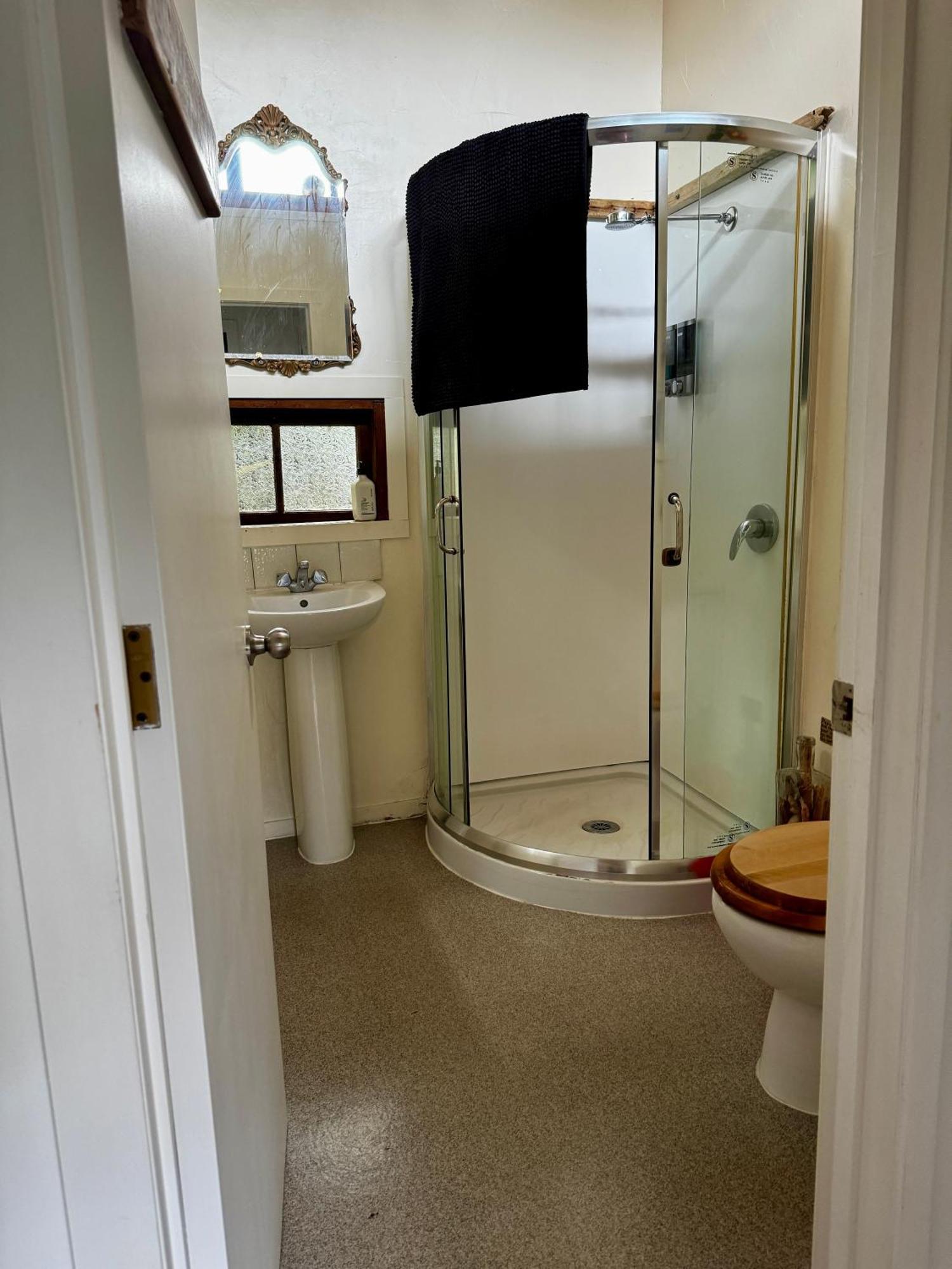 Waiheke Island Guesthouse Ostend ภายนอก รูปภาพ